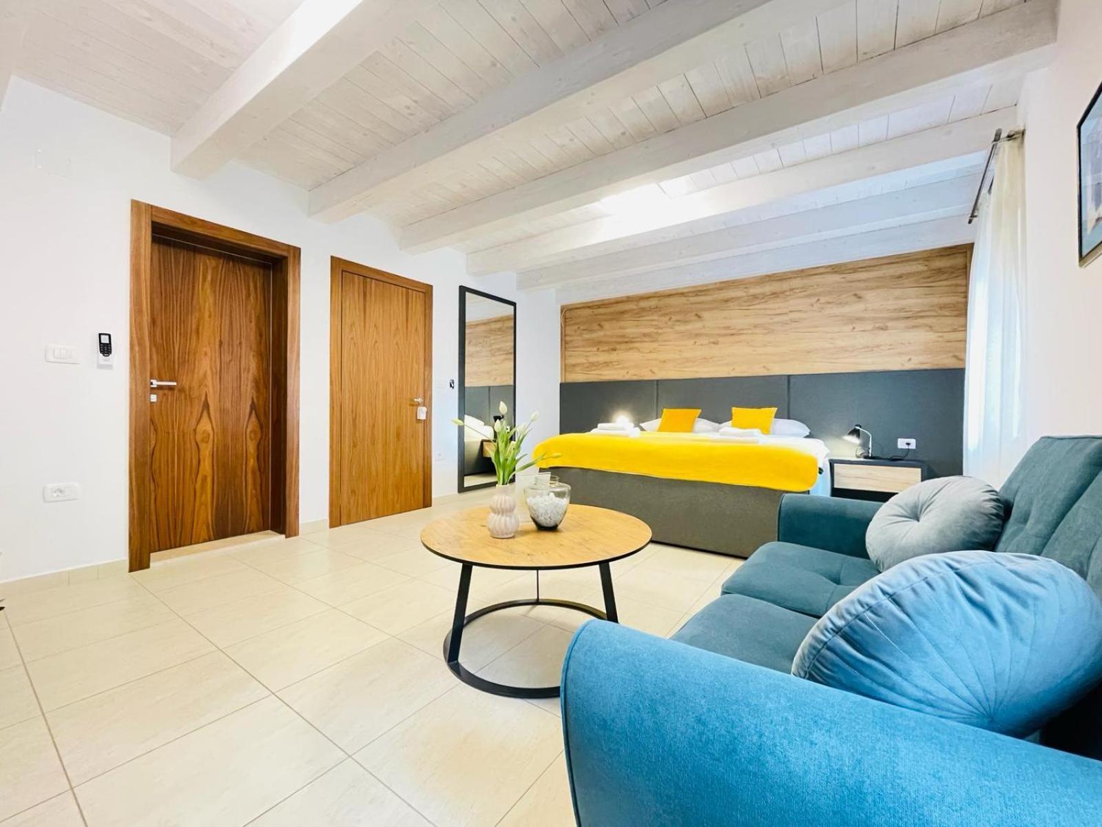 Fazana City Rooms With Free Parking Exterior foto