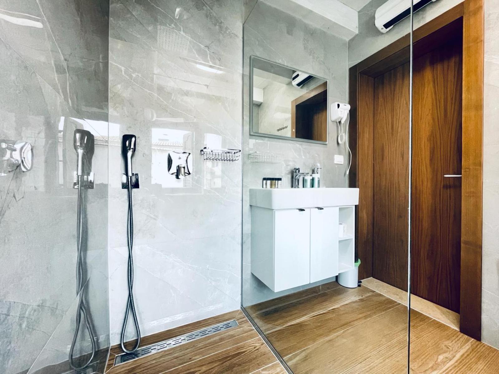 Fazana City Rooms With Free Parking Exterior foto