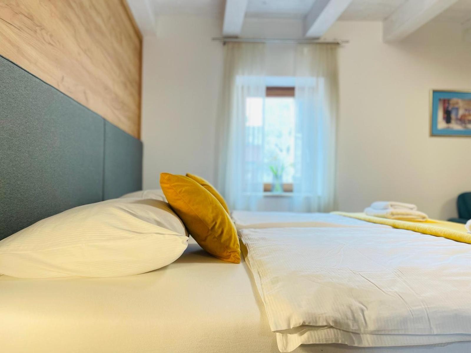 Fazana City Rooms With Free Parking Exterior foto