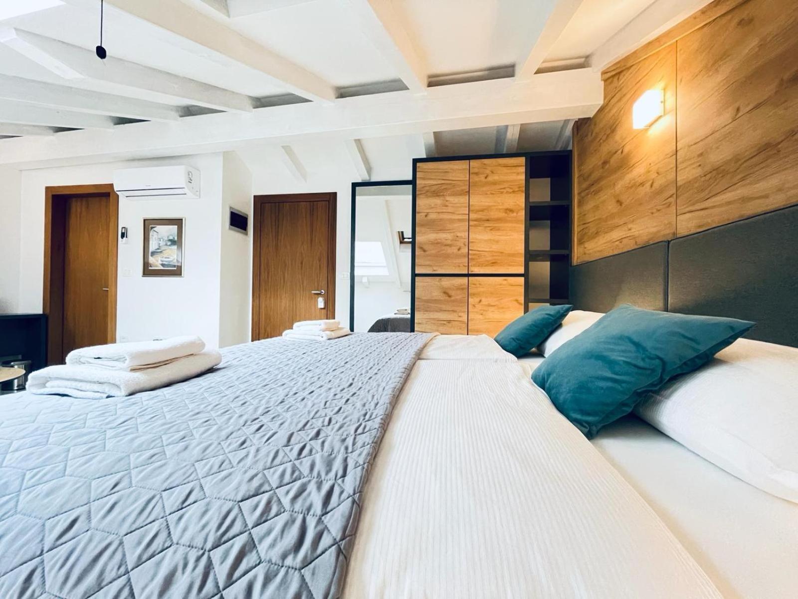 Fazana City Rooms With Free Parking Exterior foto