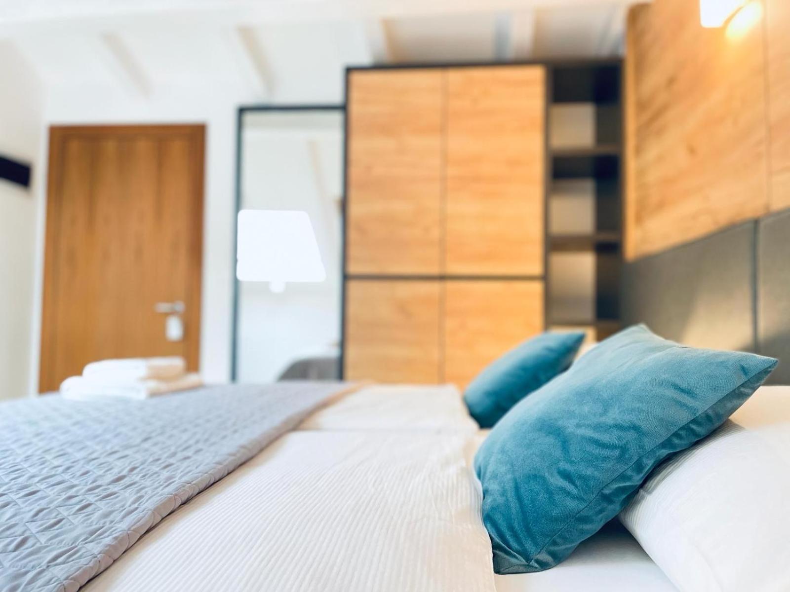 Fazana City Rooms With Free Parking Exterior foto