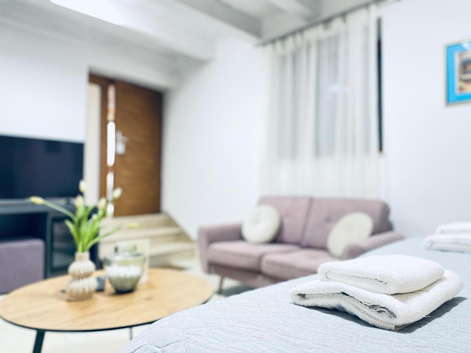 Fazana City Rooms With Free Parking Exterior foto