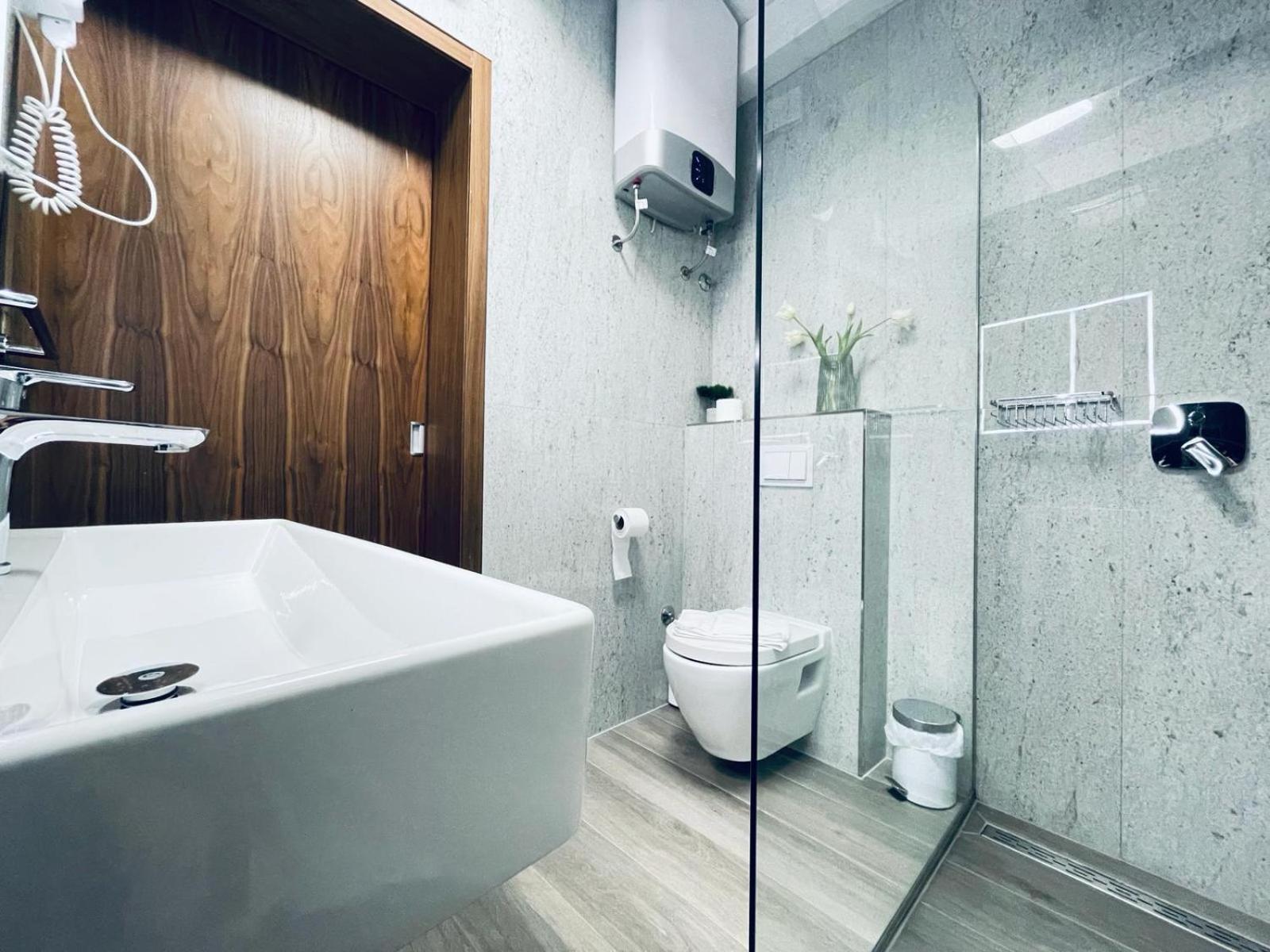 Fazana City Rooms With Free Parking Exterior foto